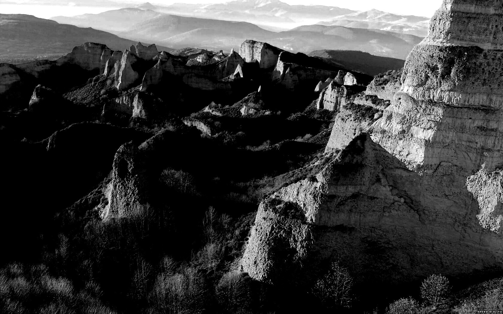 Скалы на рассвете обои