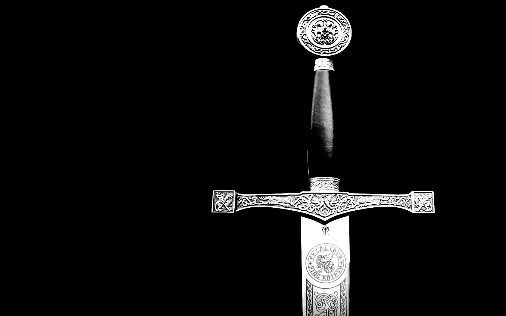 Гарда и эфес средневекового меча обои