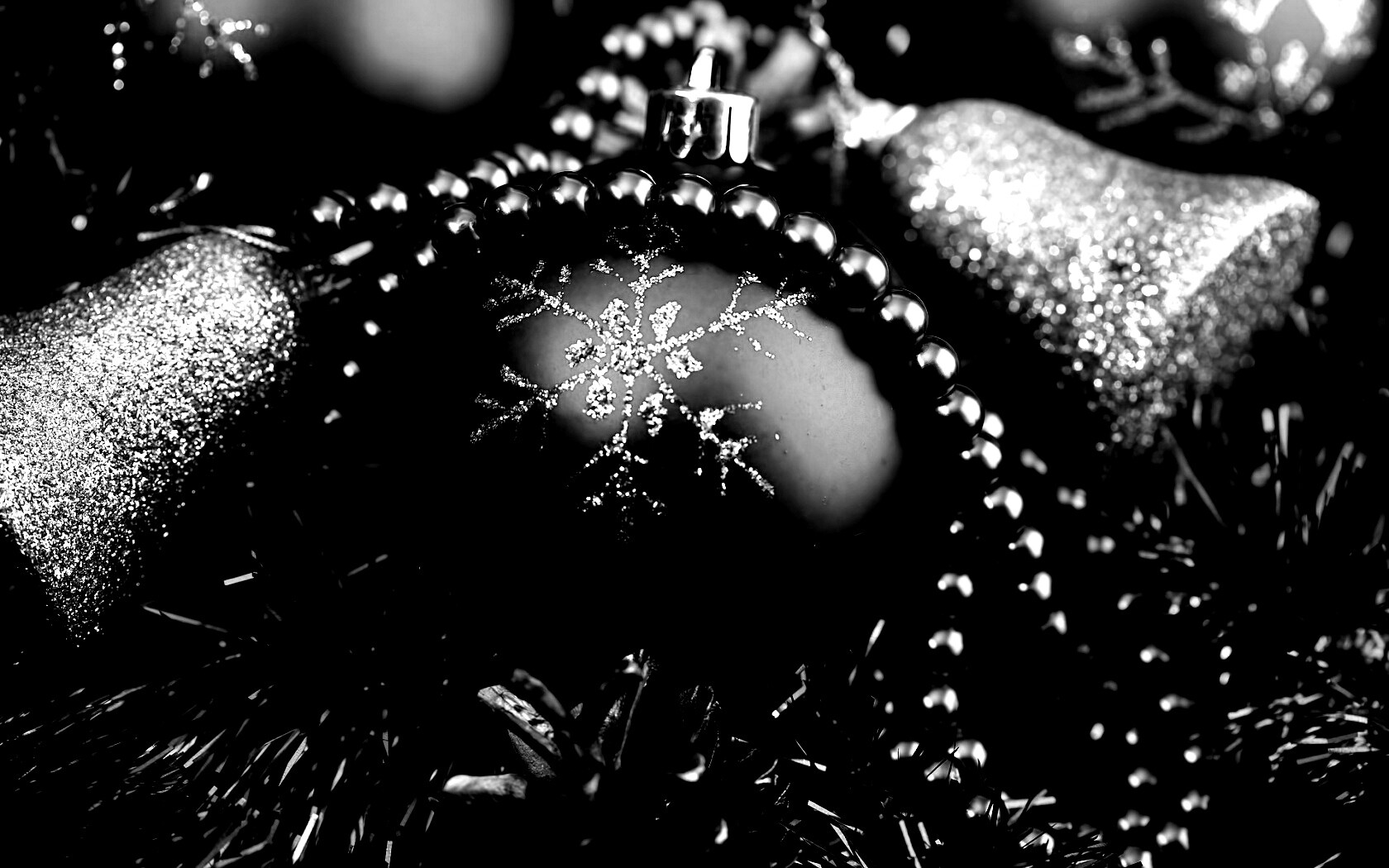 Новогодние украшения для елки обои