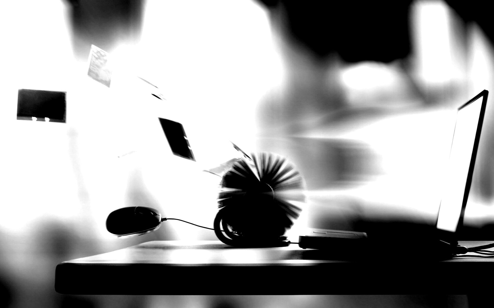 Дуновение цифрового ветра обои