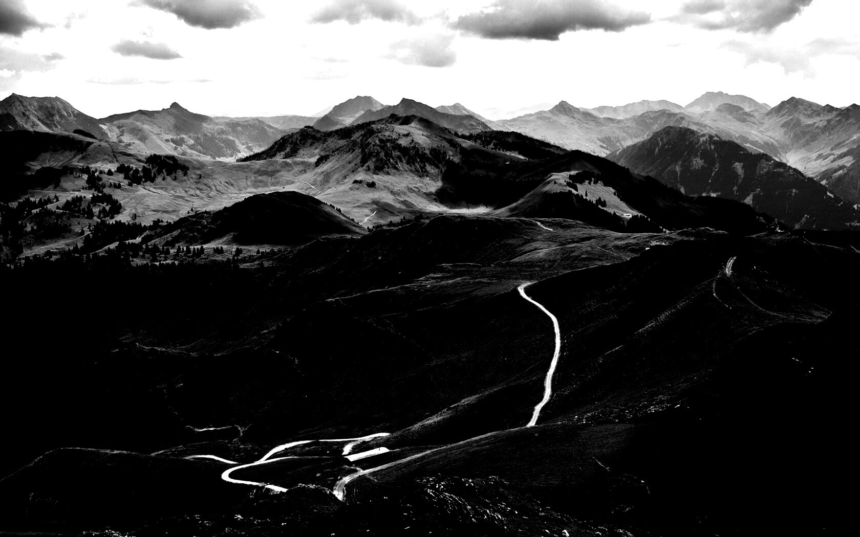 Извилистая горная дорога обои