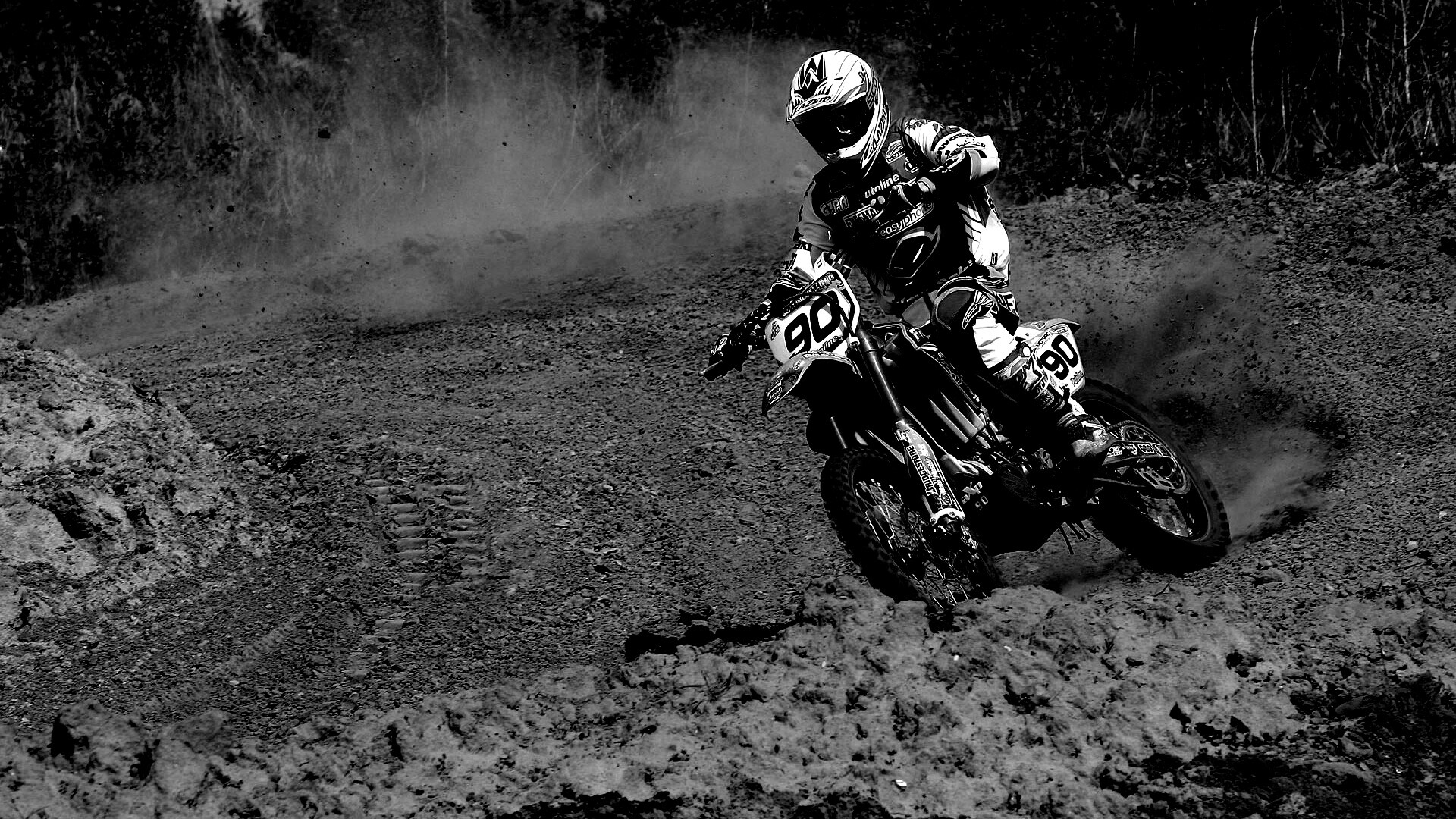 На мототреке обои