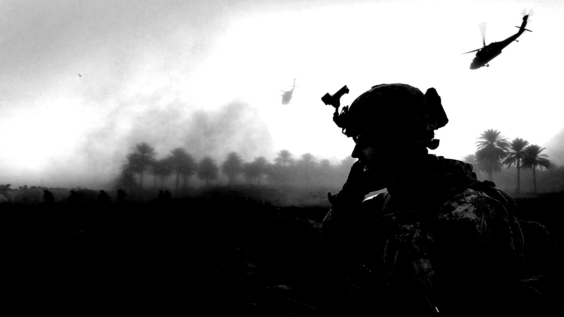 СОлдат во время боевых действий обои