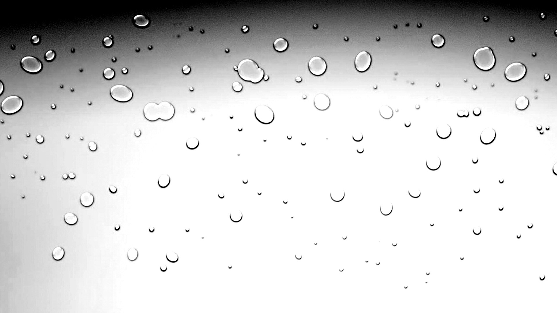 Капли на светлом фоне обои