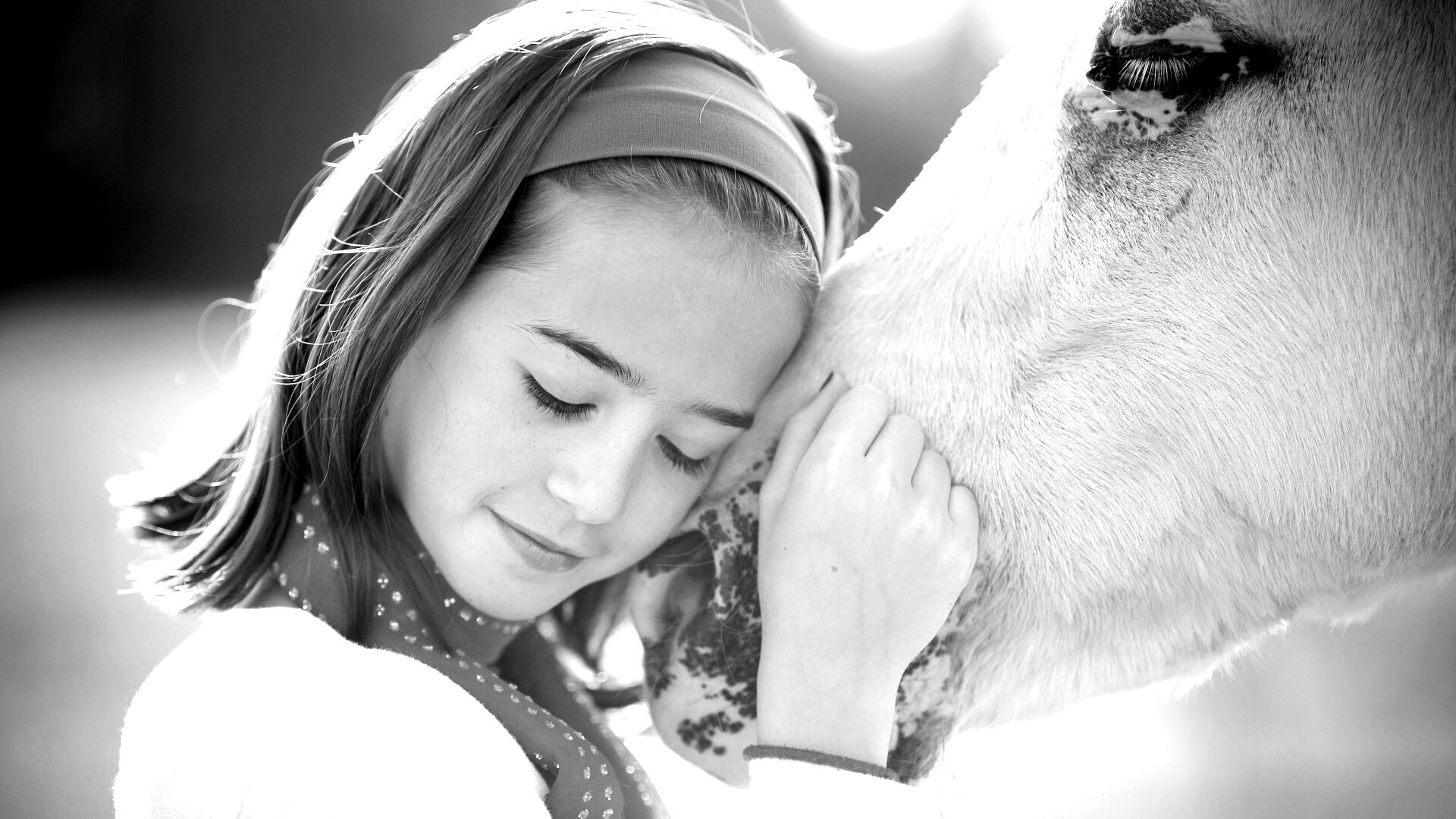 Девочка и лошадь обои