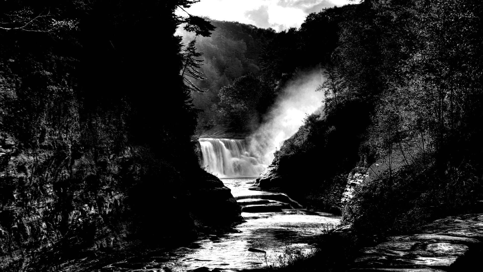 Скалистый водопад обои