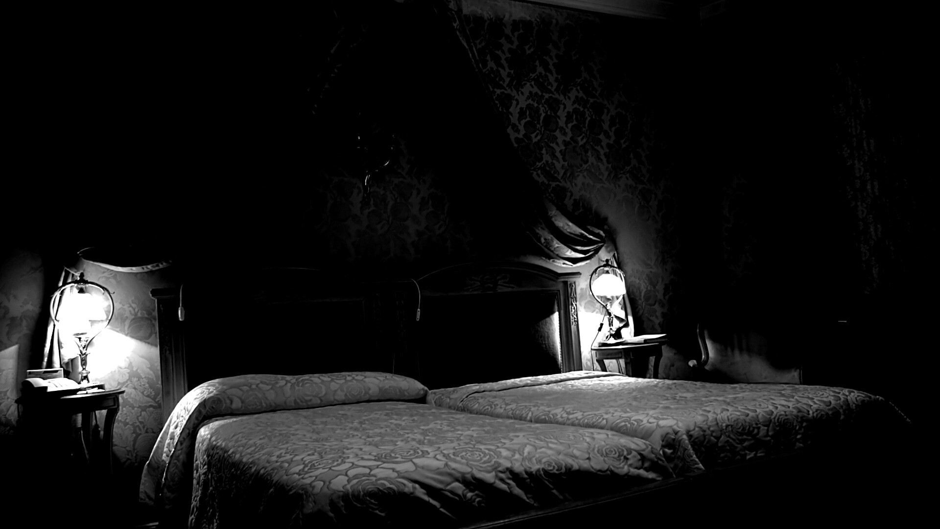 Спальня обои