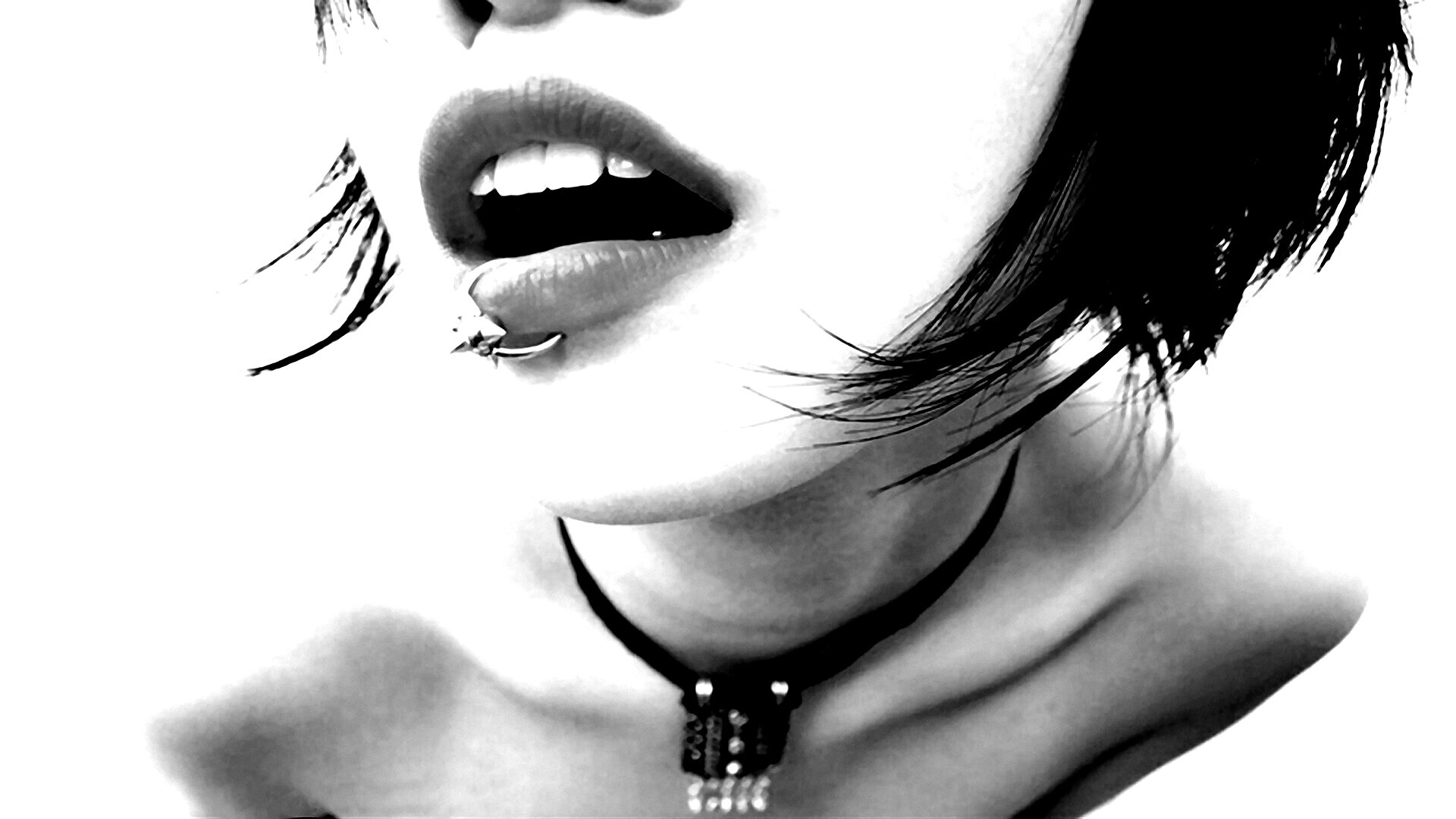 Девушка с кольцом обои