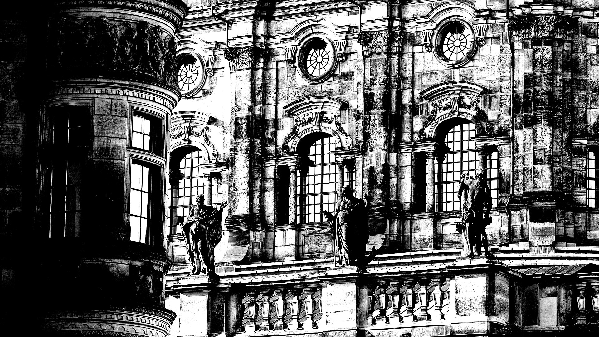 Hofkirche в Дрездене обои