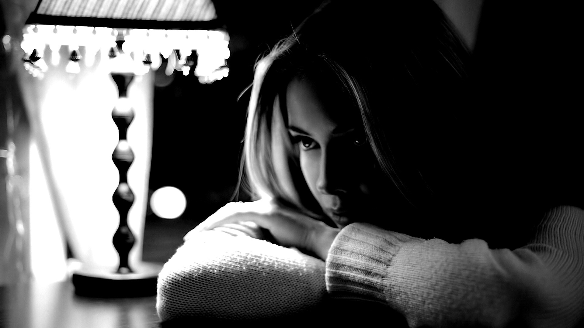 Задумалась обои