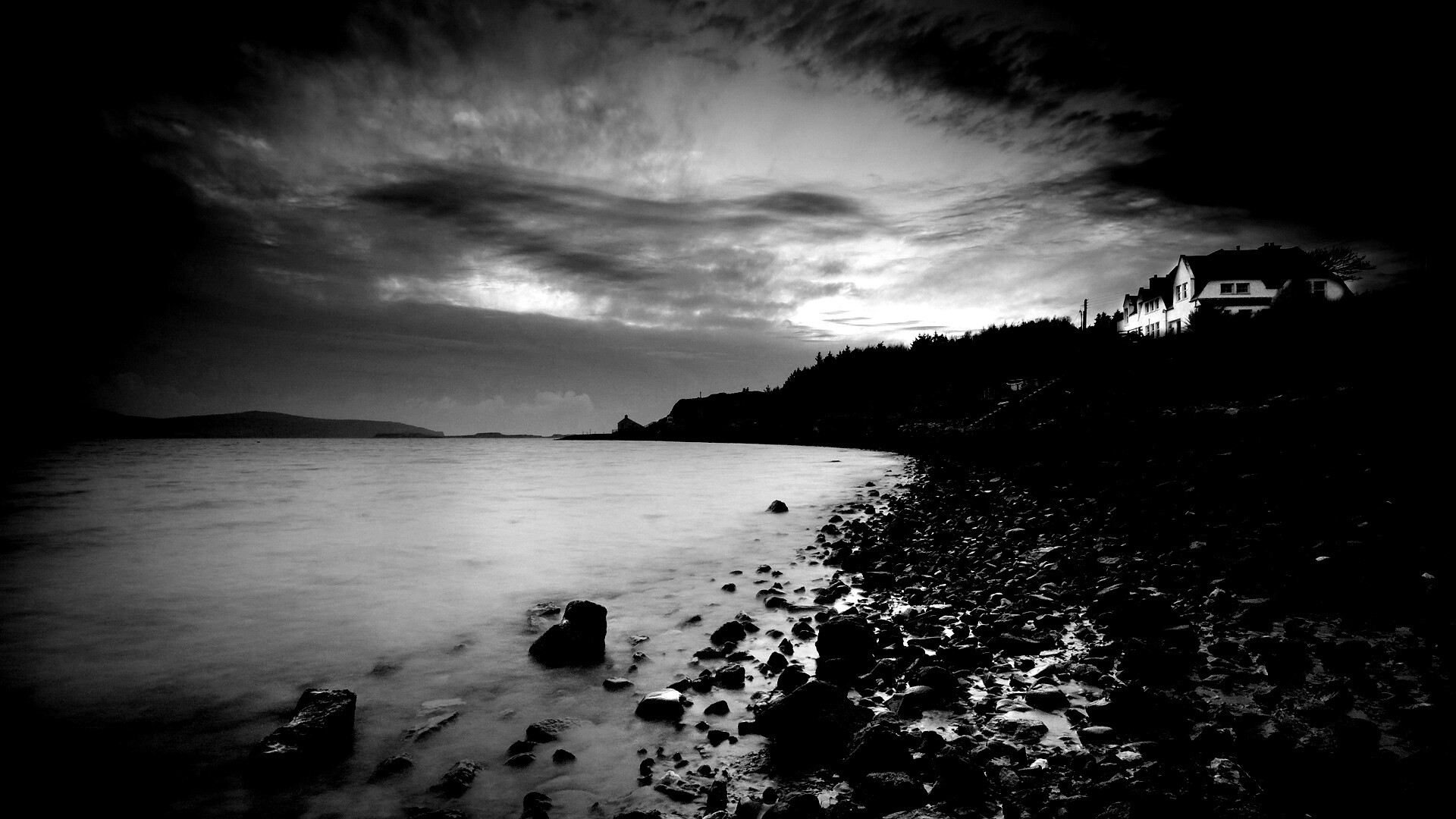 Дом у озера обои