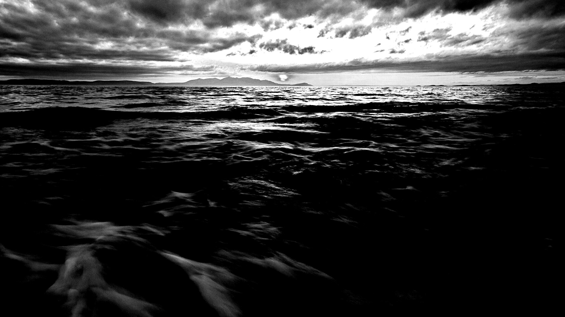 Красивый горизонт на море обои