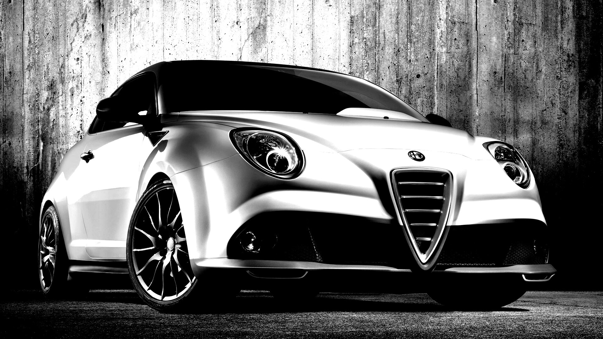 Alfa-Romeo вид спереди обои