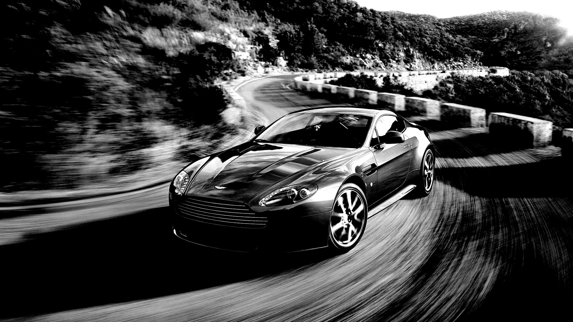 Синий Aston Martin обои