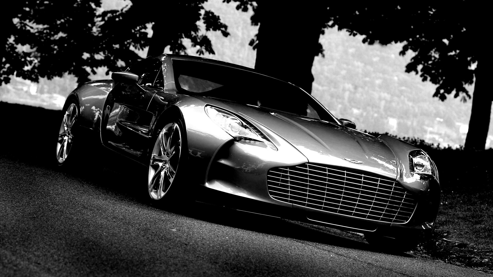 Aston Martin за городом обои