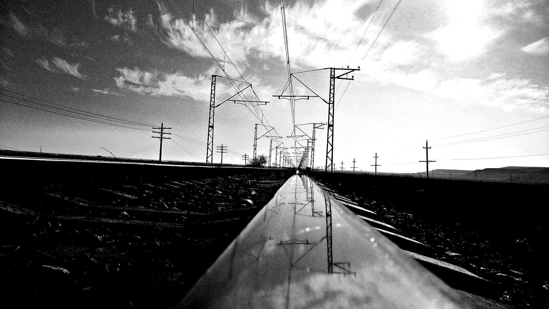 Фото вдоль железной дороги обои