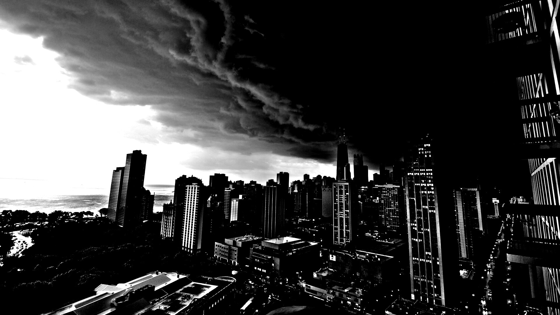 Туча над городом обои