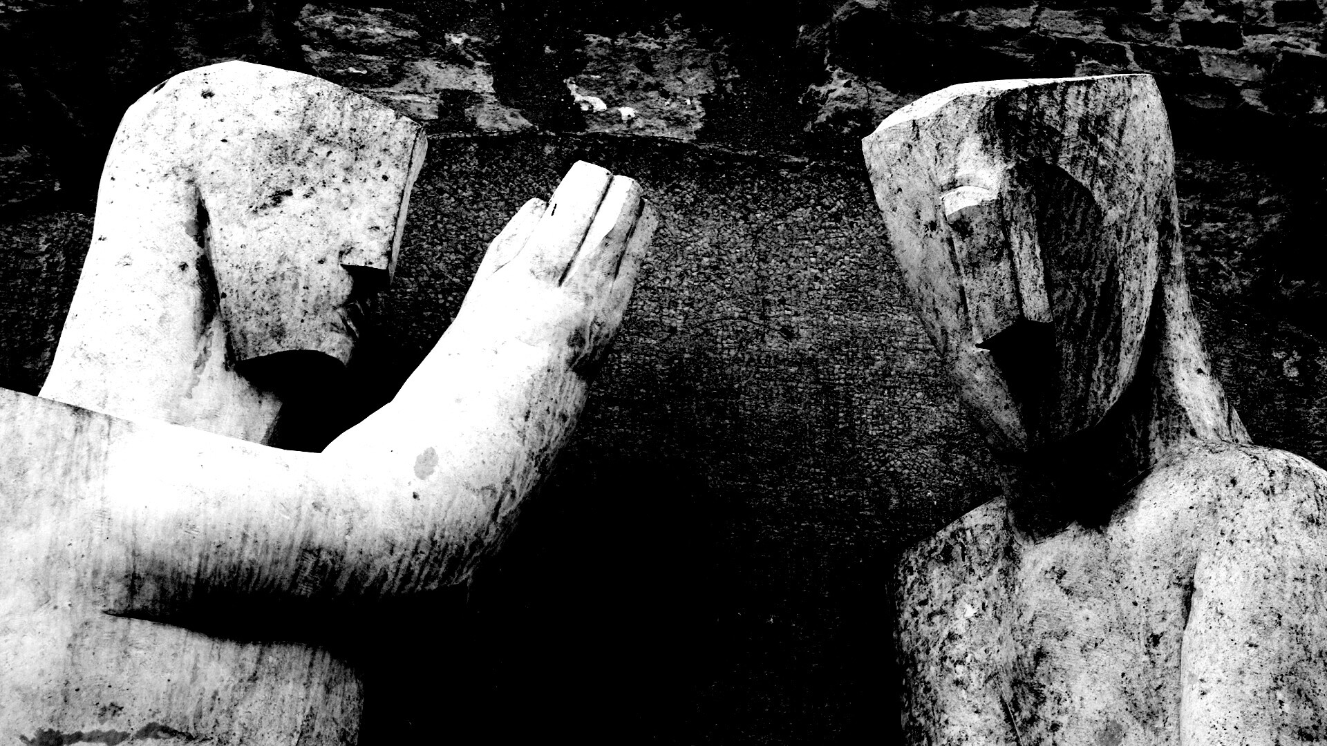 Берлинские каменные скульптуры обои