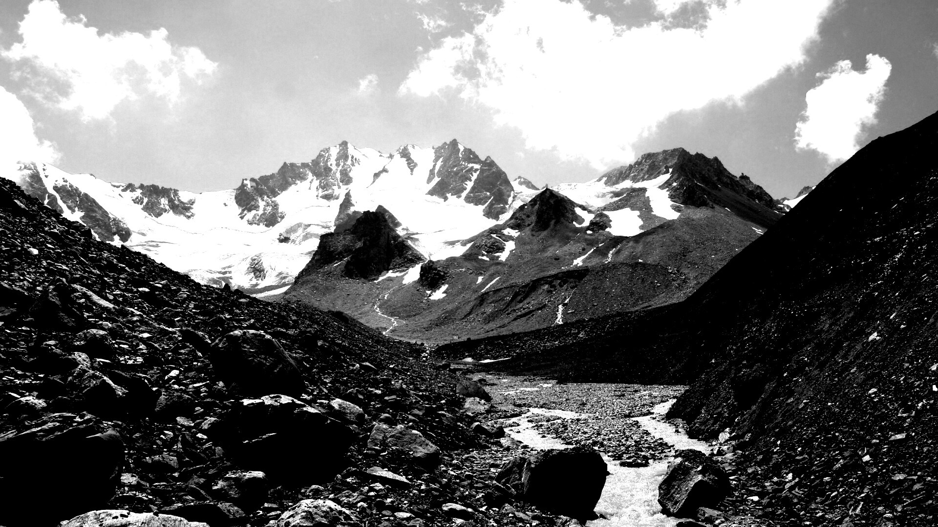 Горный пейзаж обои