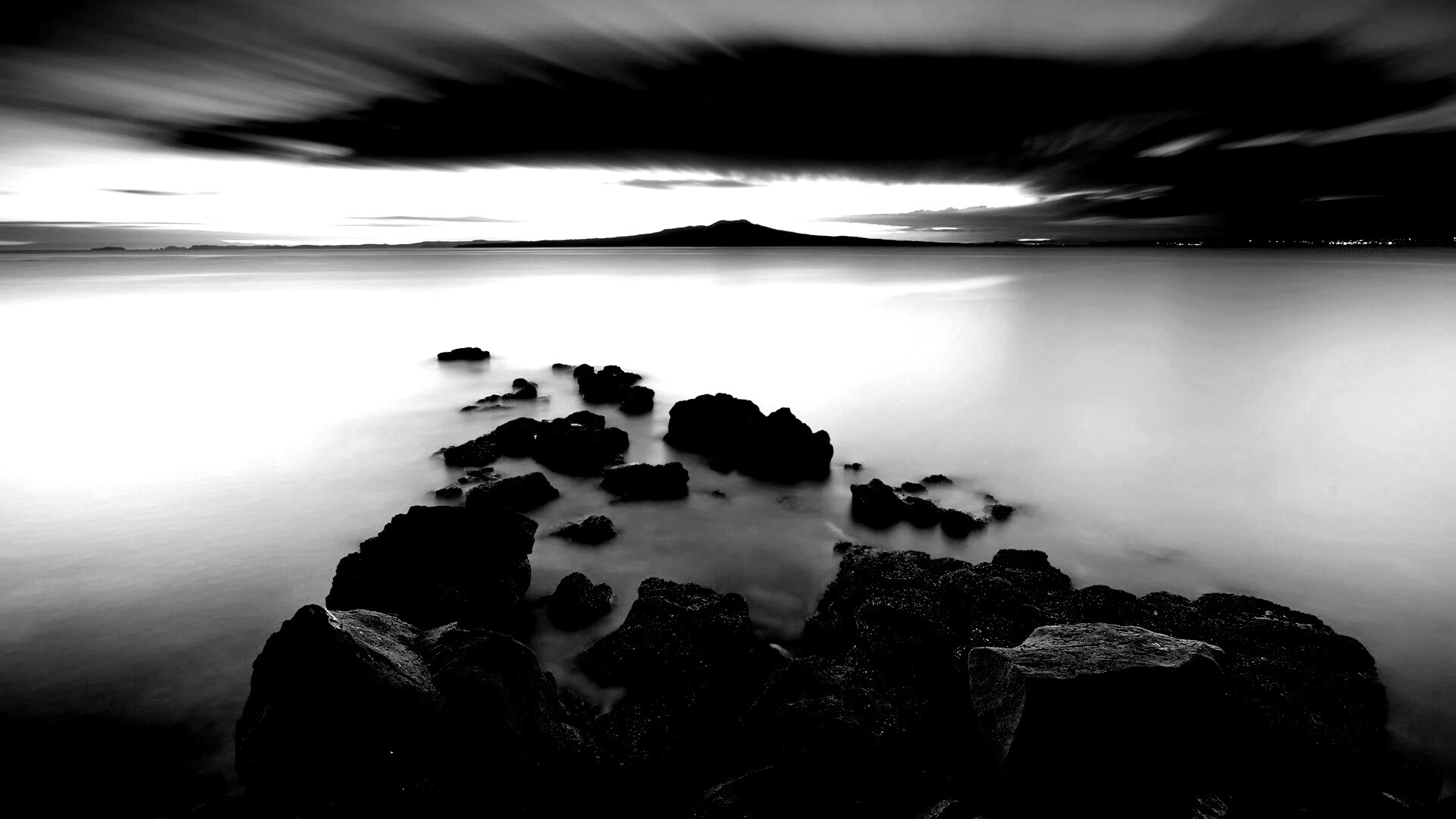 Озеро в тумане обои