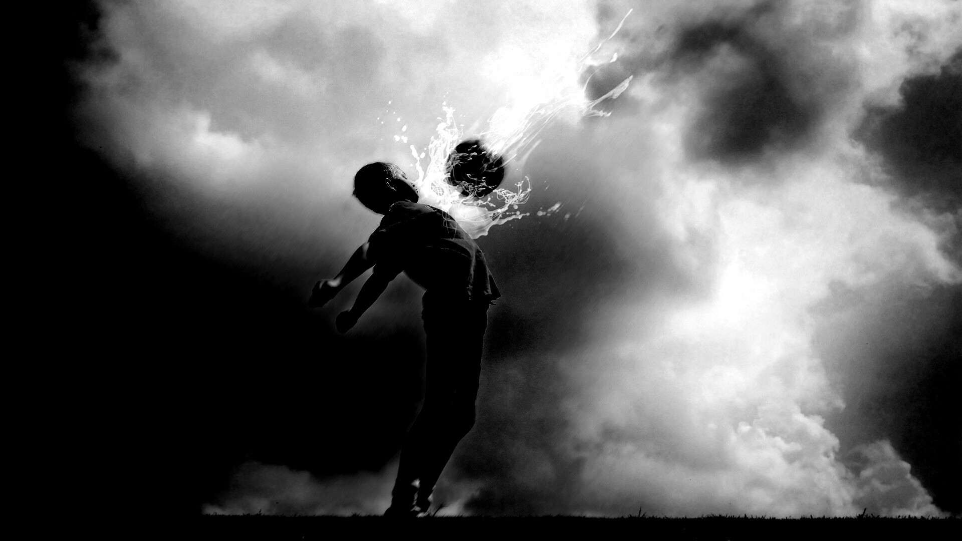 Отбил грудью обои