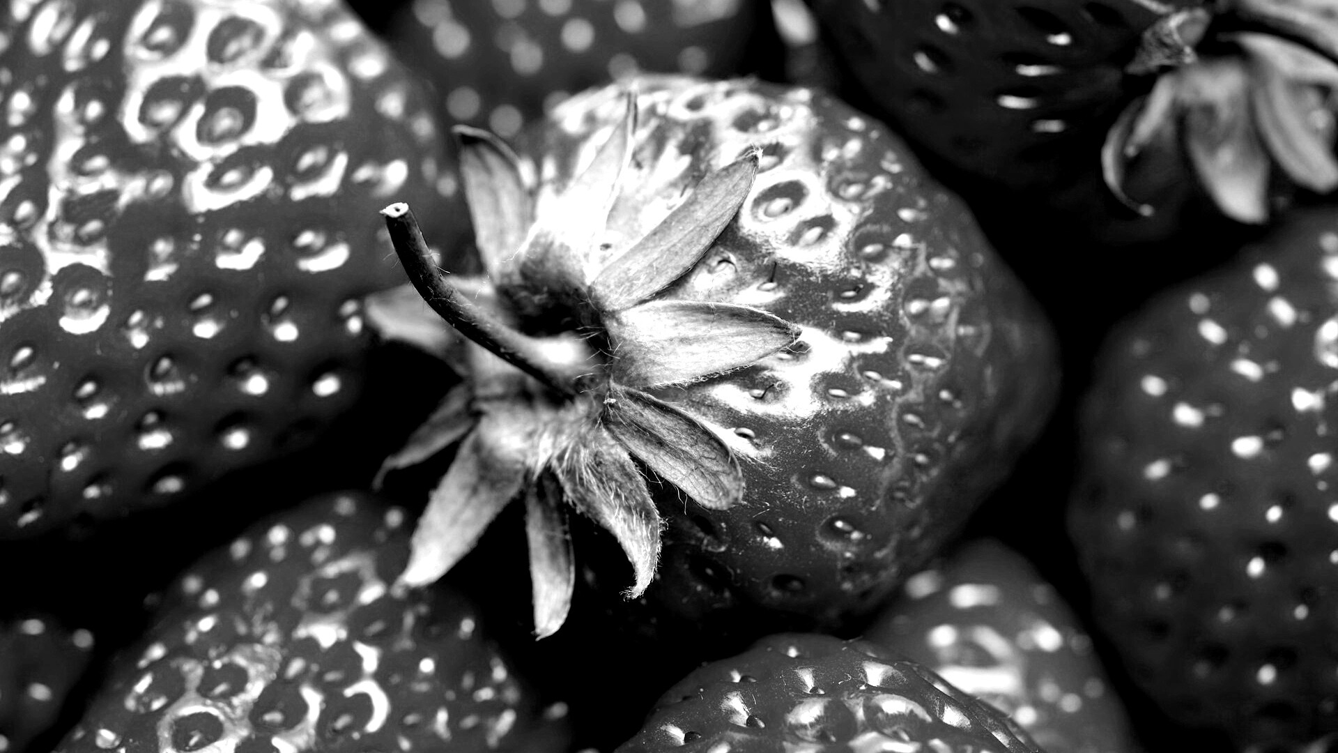 Сочная клубничка обои