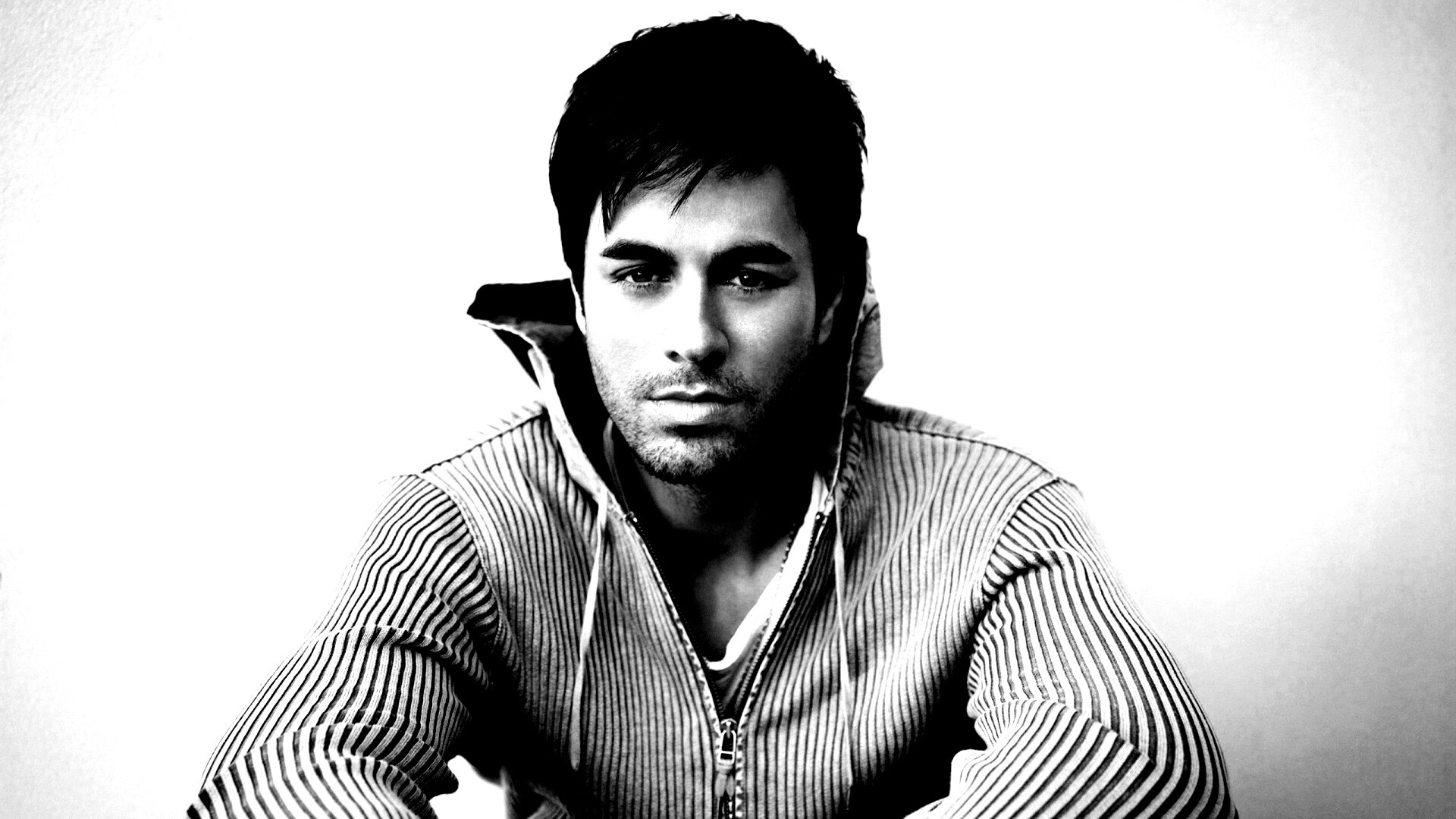 Энрике Иглесиас обои