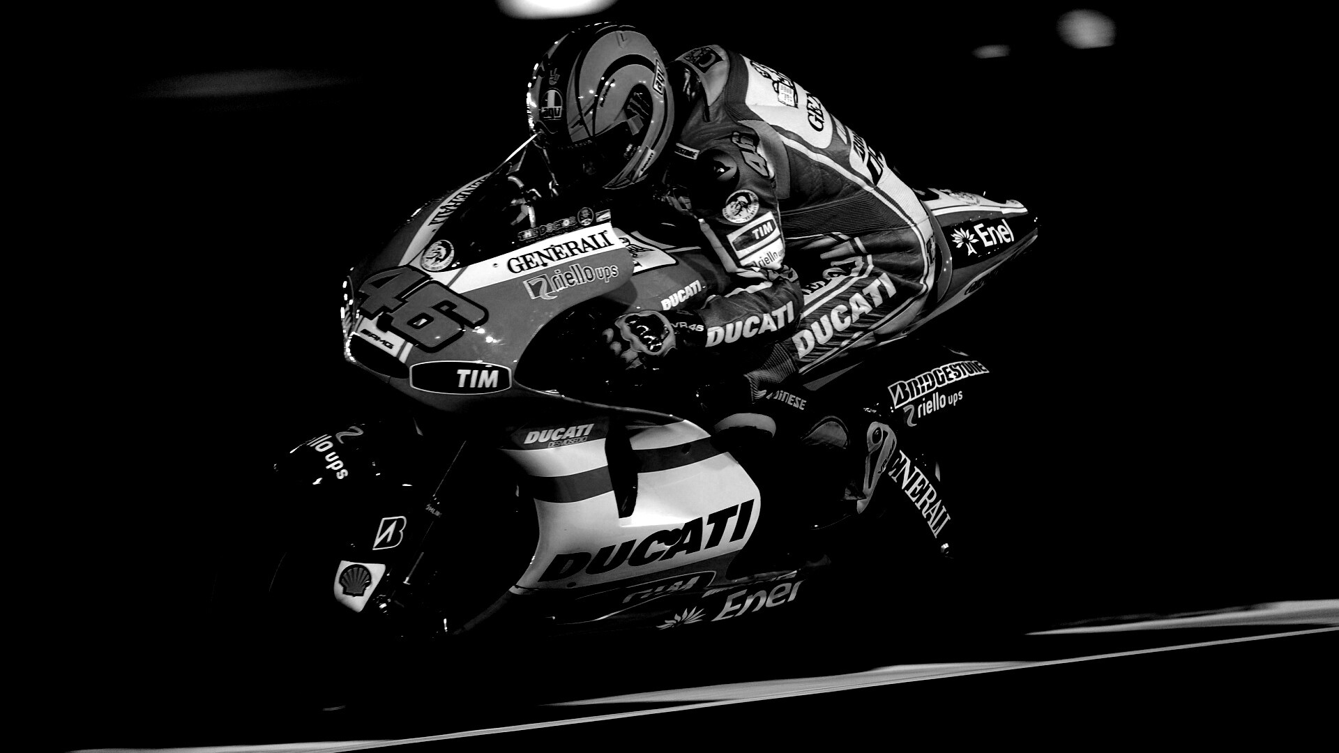 Мотоциклист на треке обои