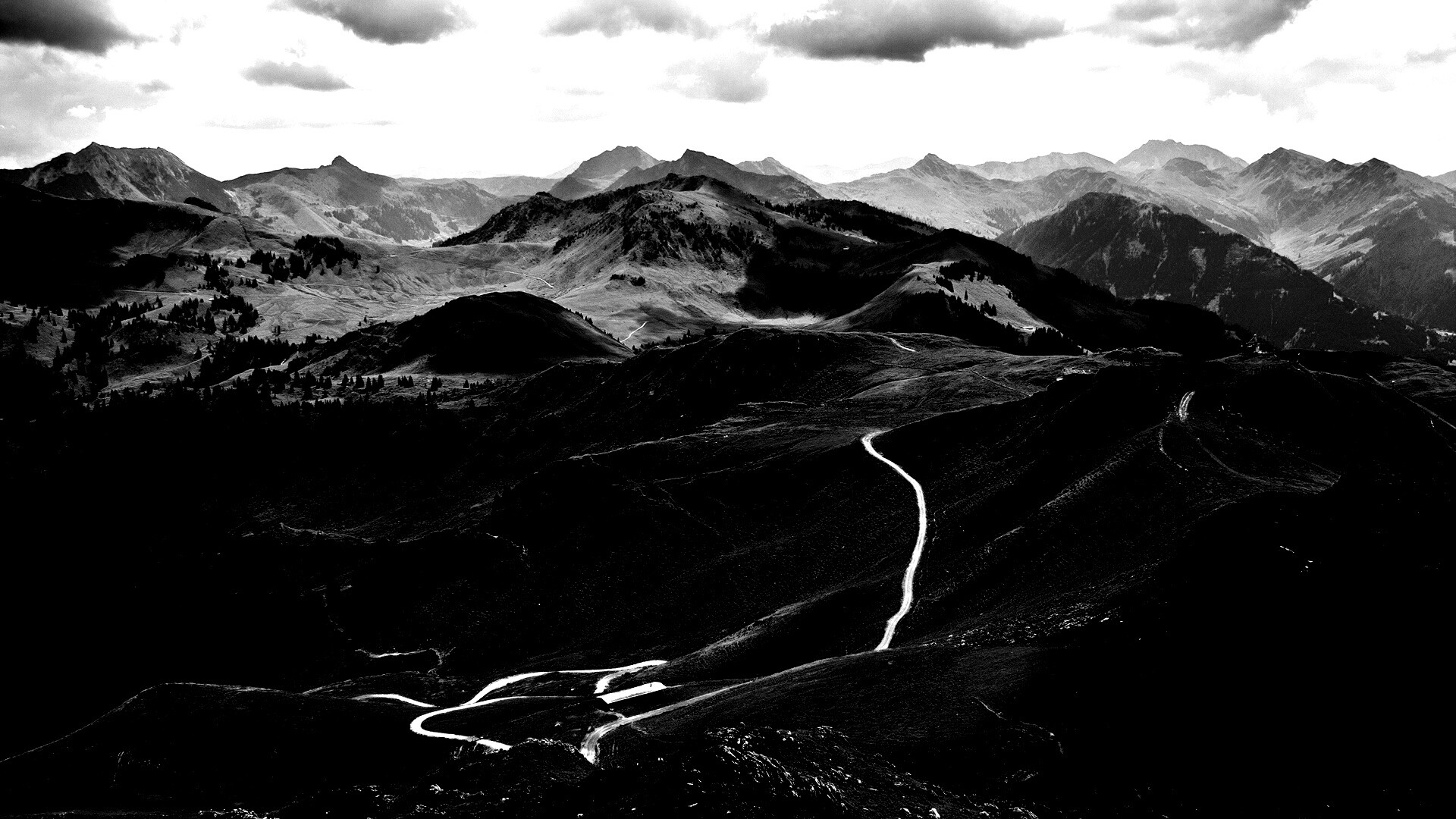 Извилистая горная дорога обои