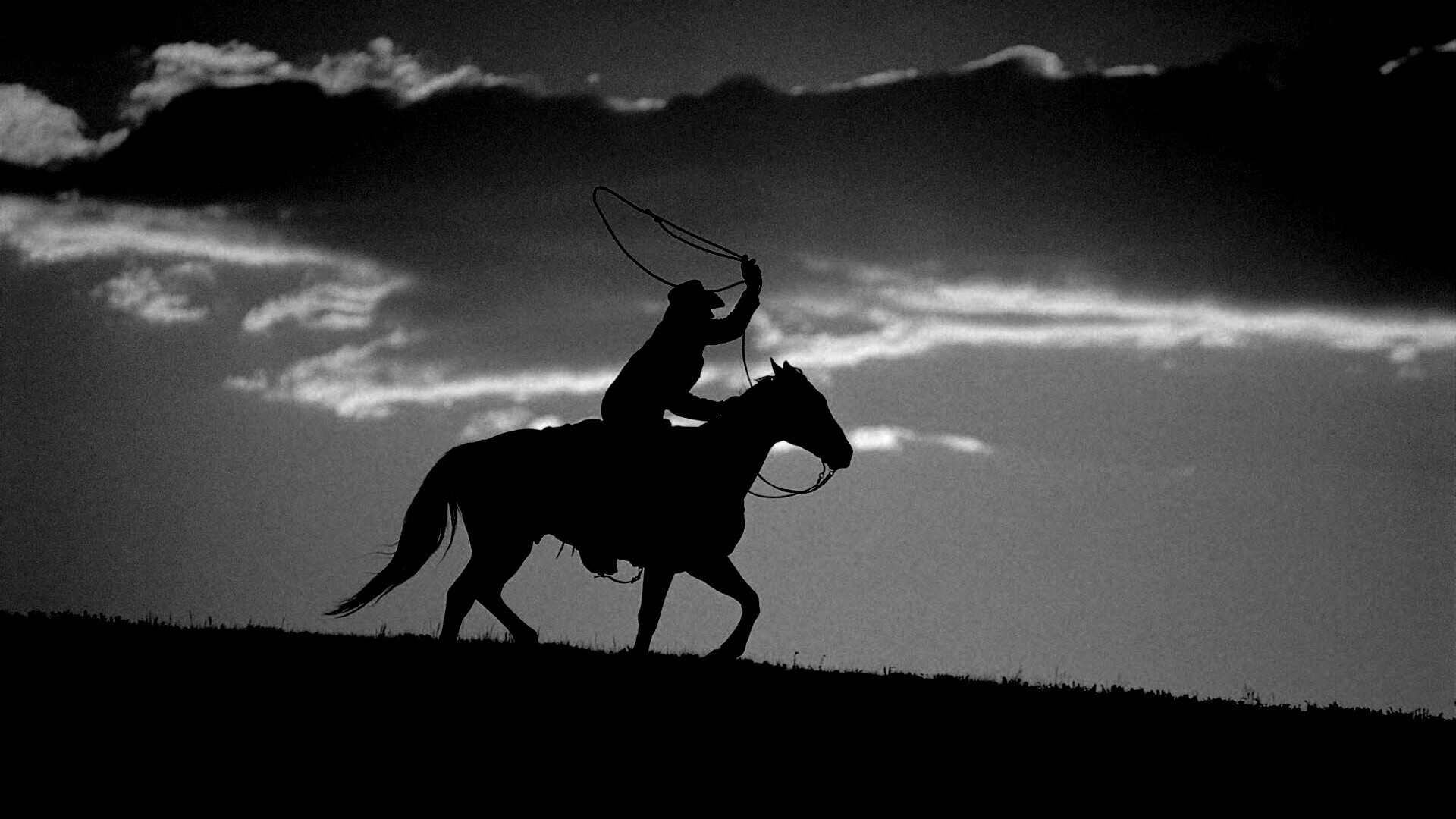 Силуэт ковбоя на закате обои