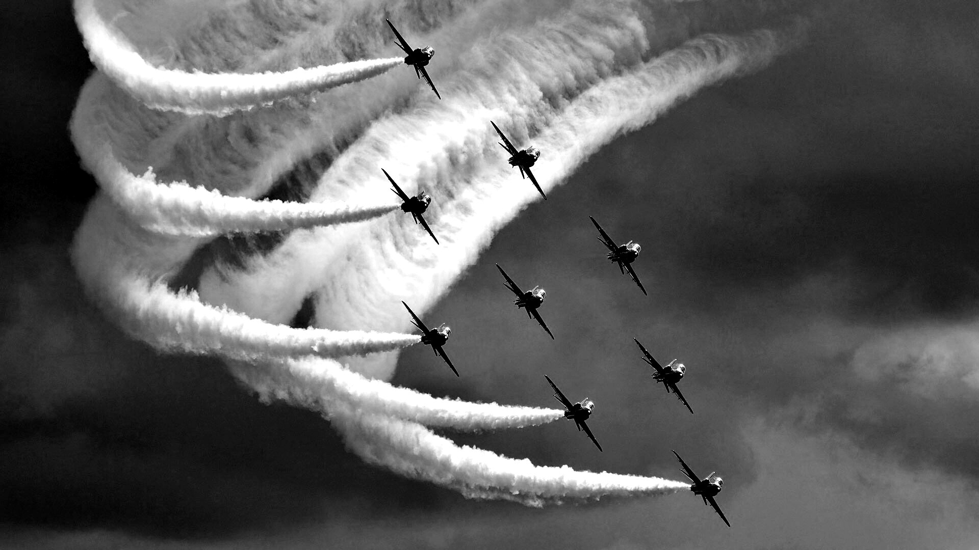 Красивая эскадра самолетов на авиашоу обои