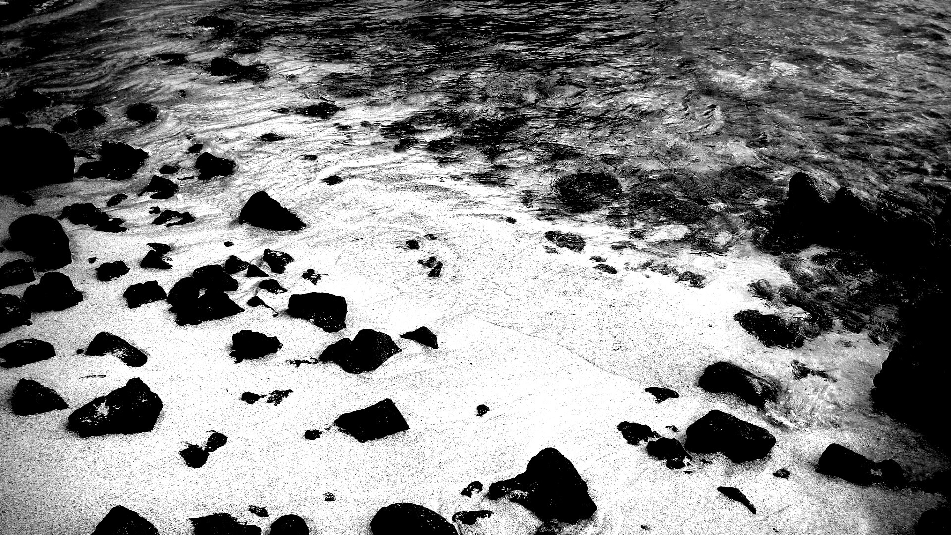 Каменистый берег обои