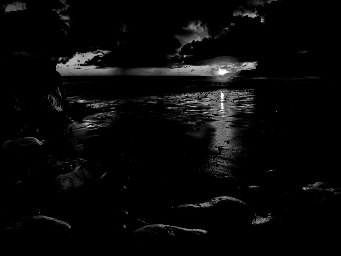 Закат солнца на пляже обои