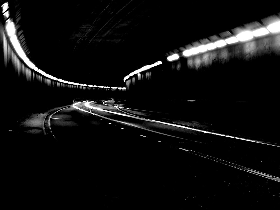 Огни в тоннеле обои