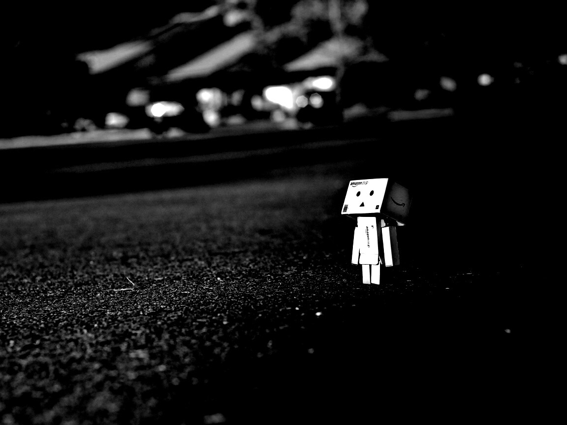 Данбо смотрит вверх обои