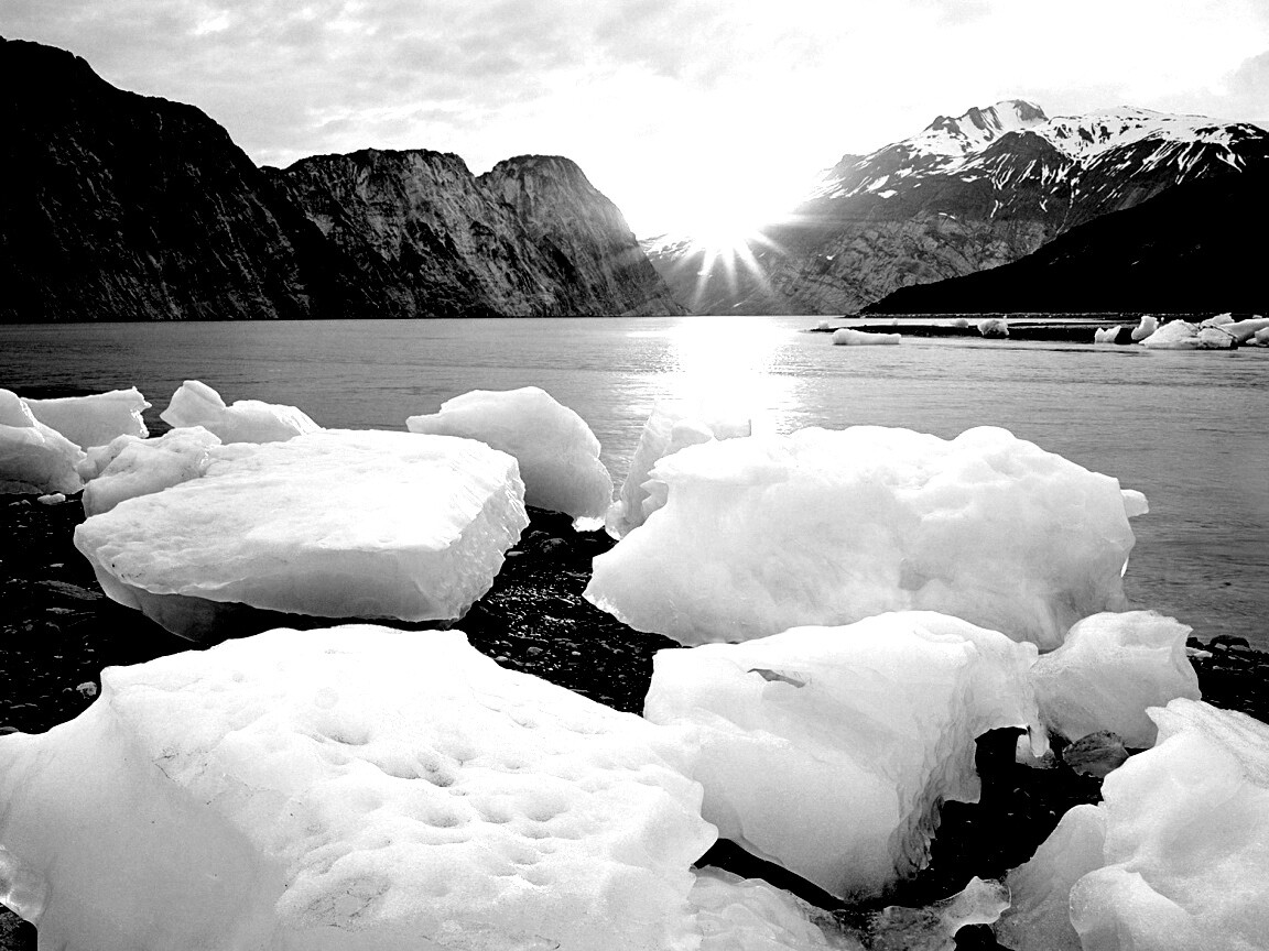 Зимнее горное озеро обои