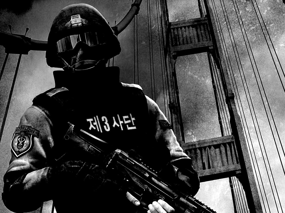 Солдат на мосту Золотые Ворота обои