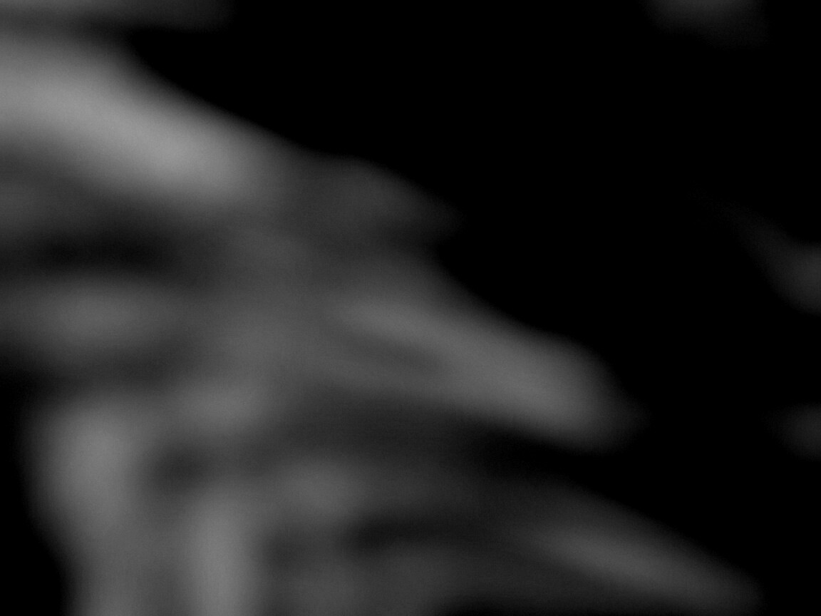 Размытое желтое пятно обои