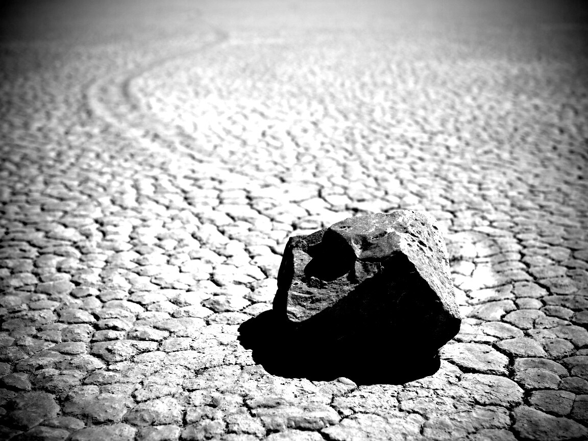 Камень в Долине Смерти обои