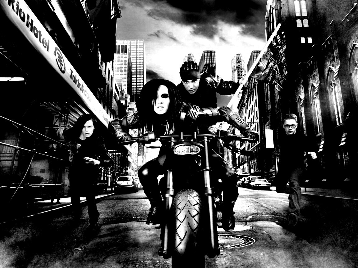 Tokio Hotel на мотоцикле обои