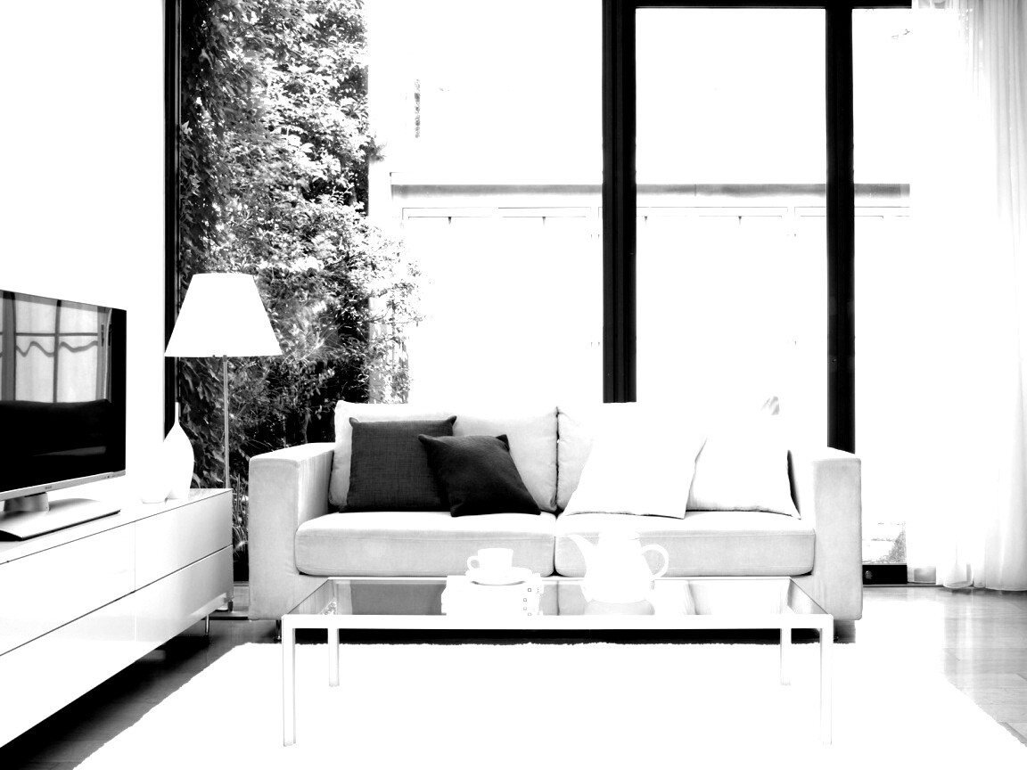 Комната с диваном и телевизором обои