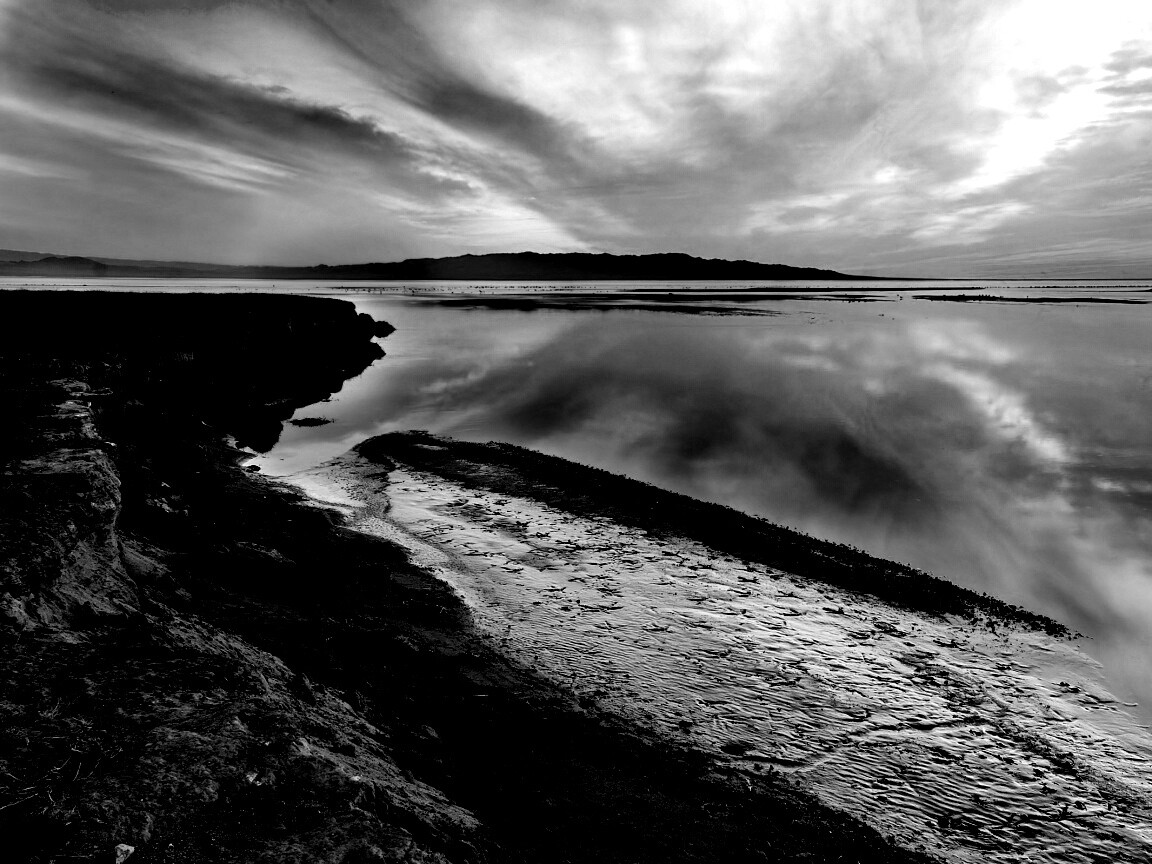 Озеро на закате обои