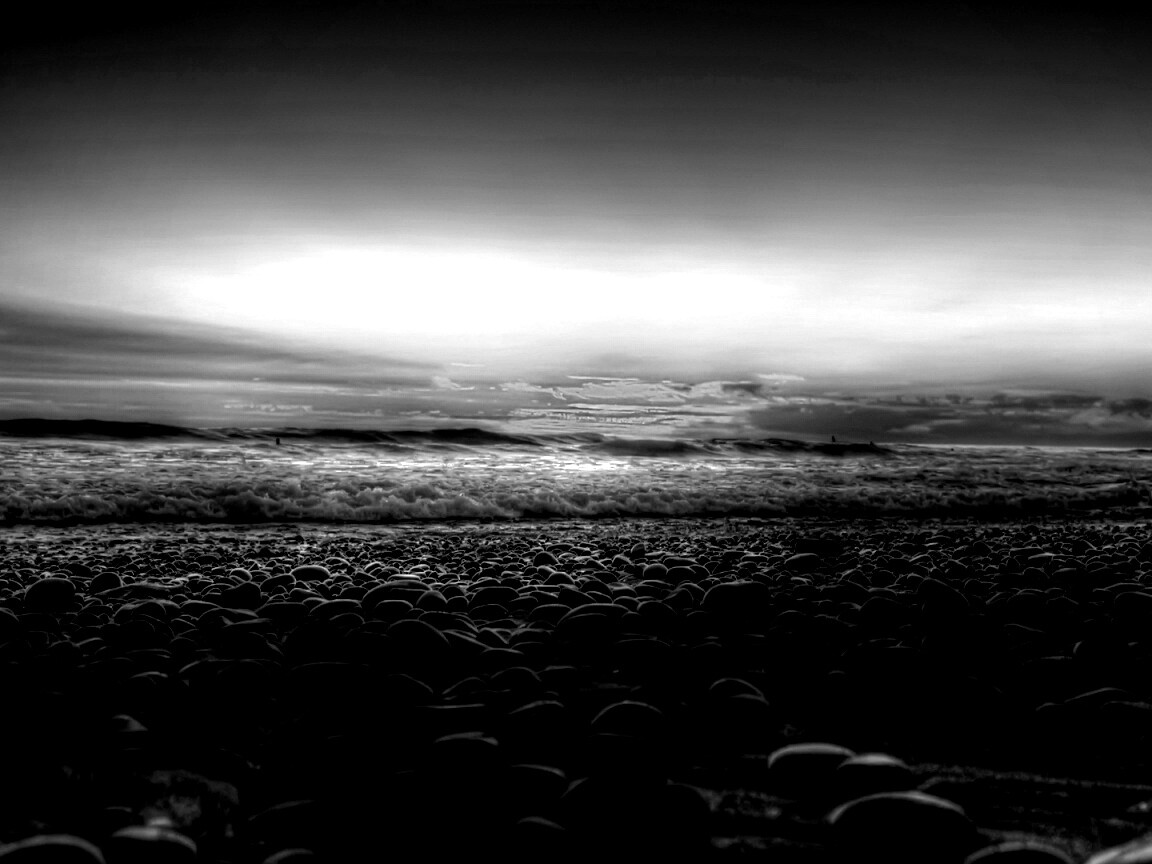 Каменистый пляж обои