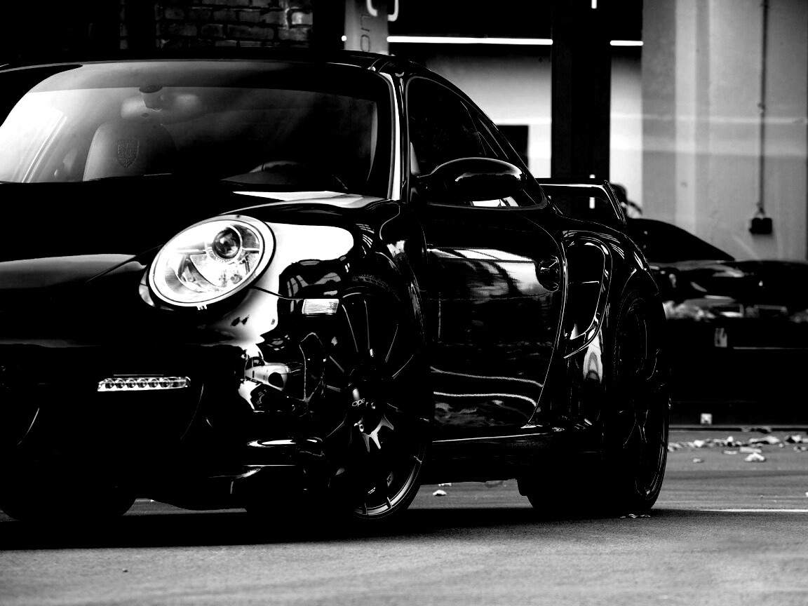 Порш на улице обои