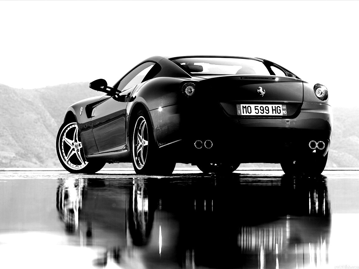 Ferrari в отражении обои