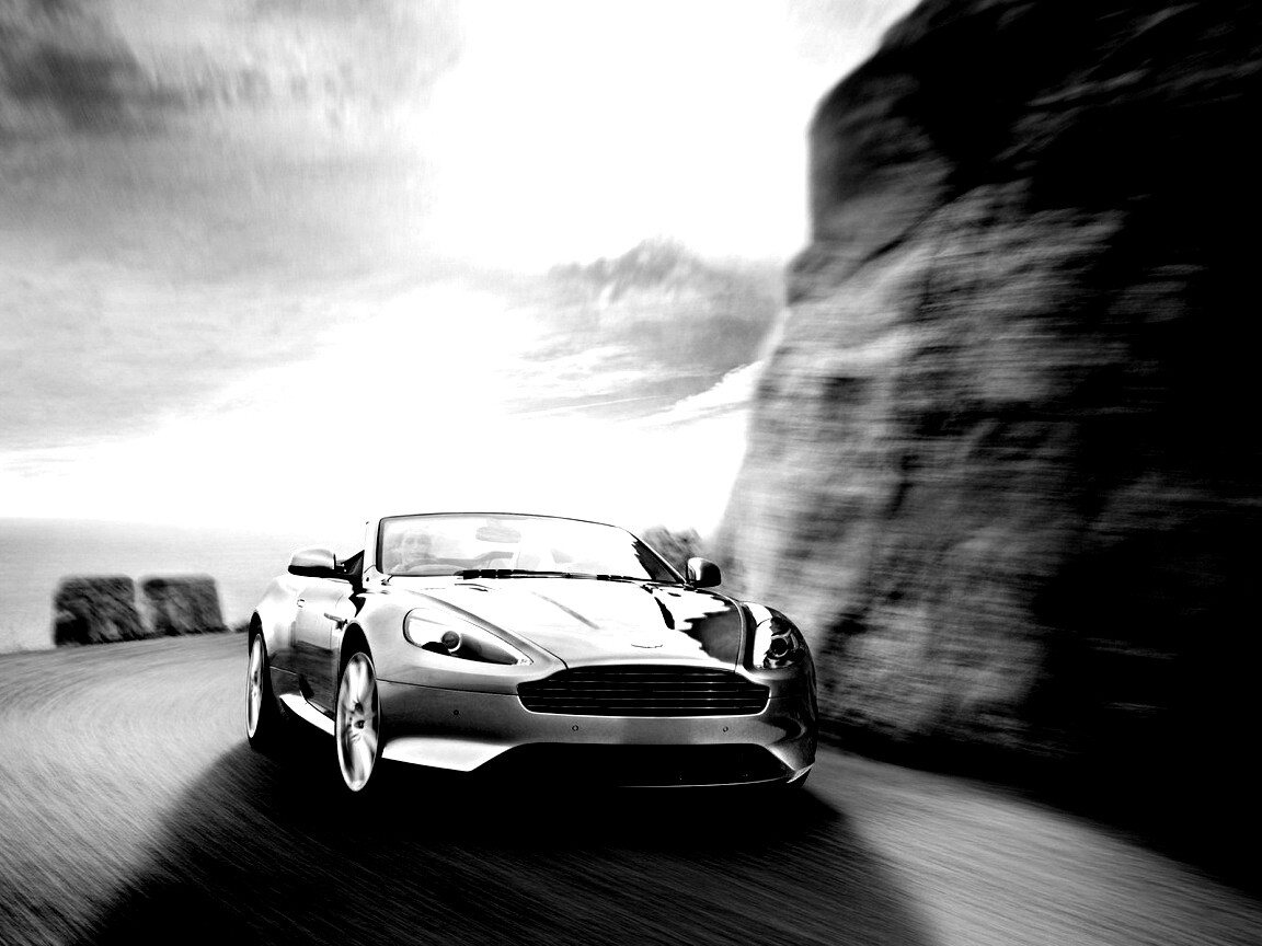 Aston Martin на повороте обои