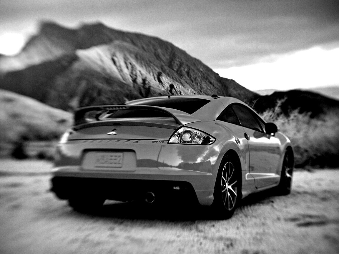 Mitsubishi в горах обои