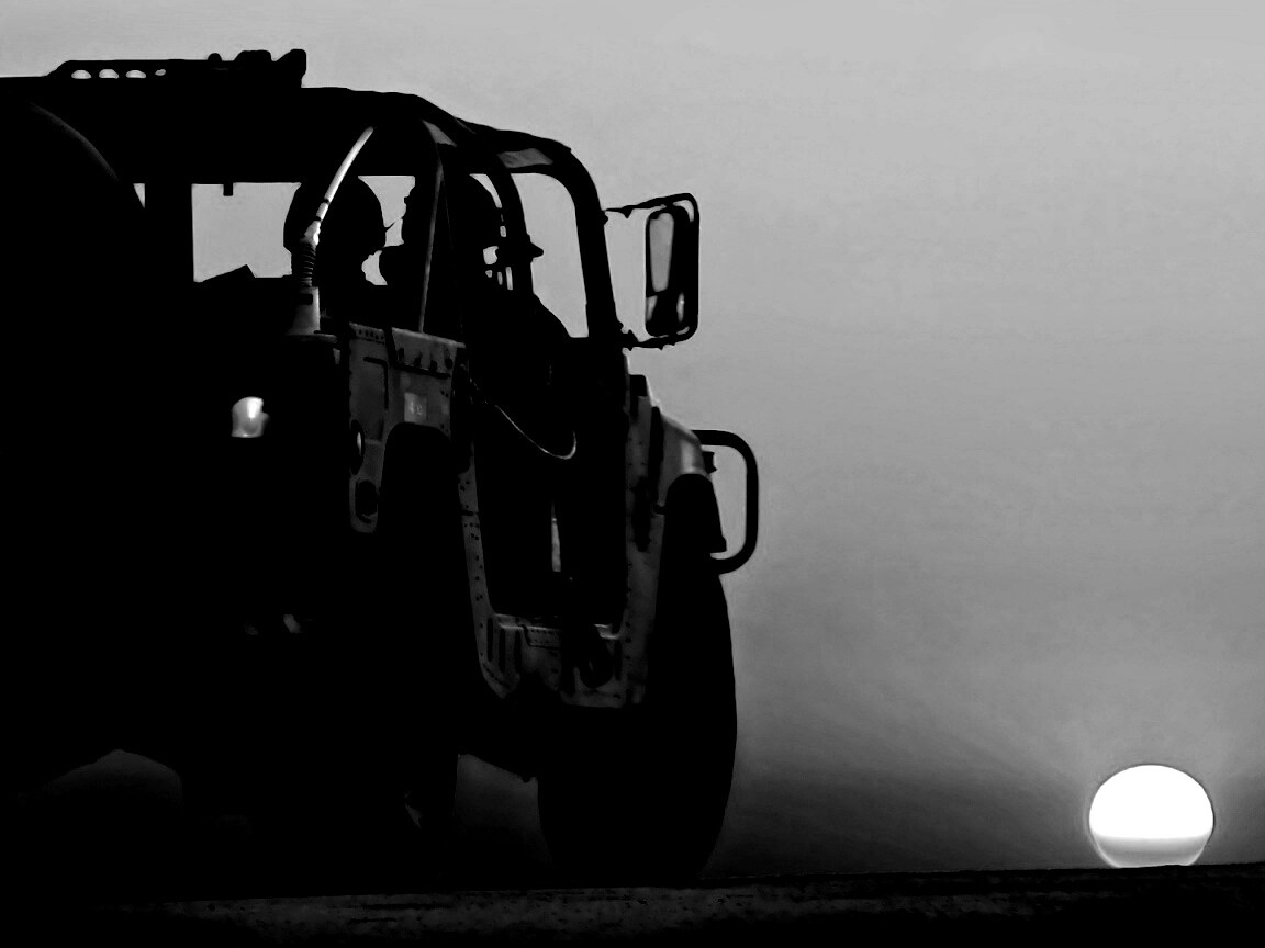 Военный Hammer обои