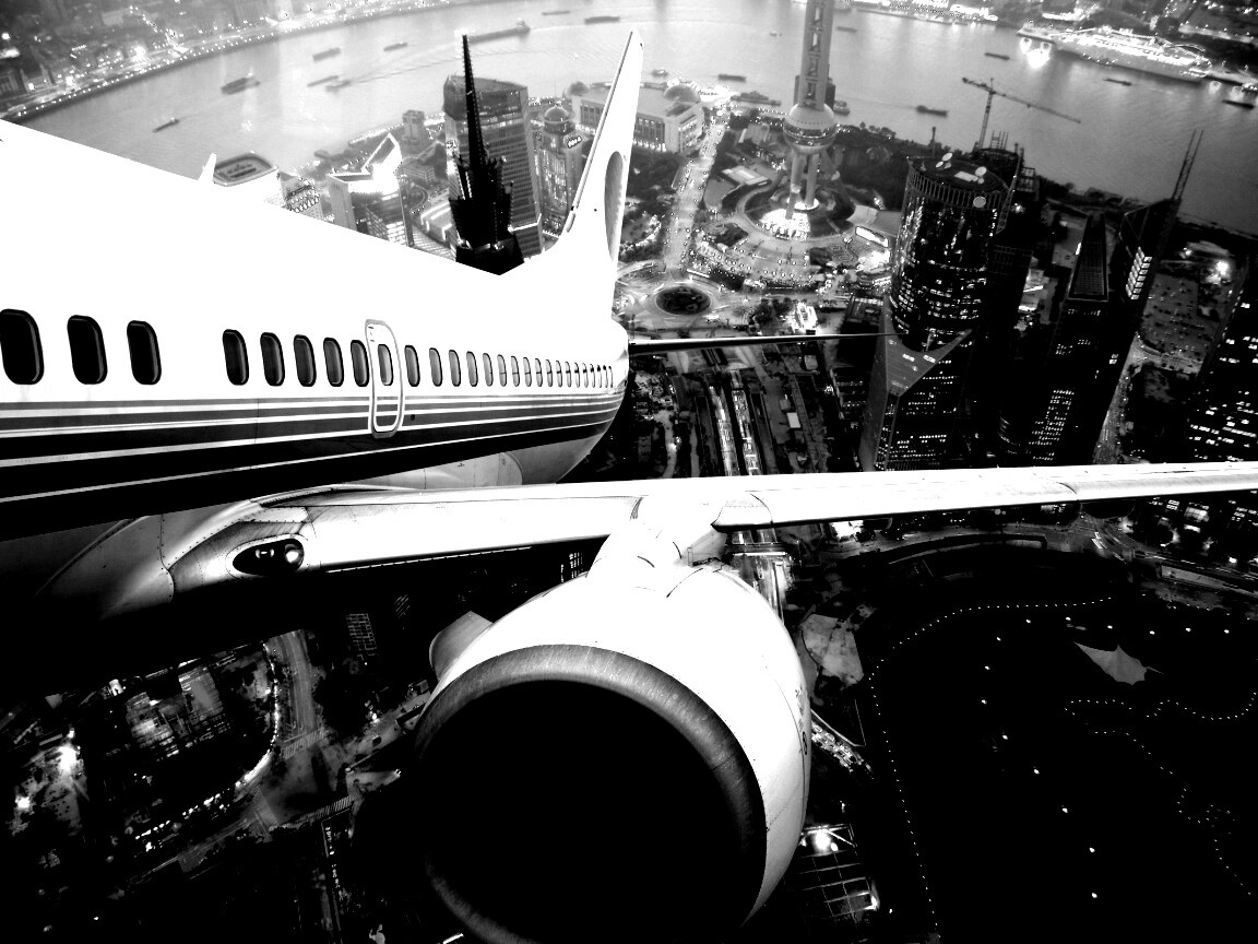 Взлет над городом обои