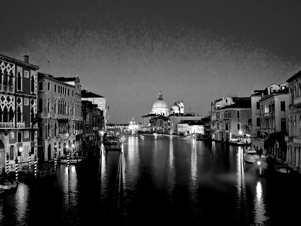 Канал в Венеции обои